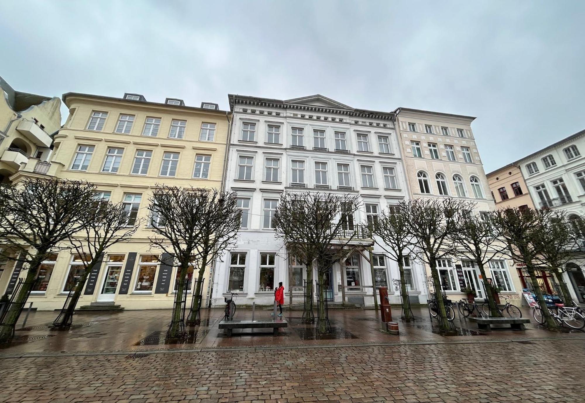 Nr 2 Modernes Apartment In Historischer Marktplatzlage 56 Qm # Cosiness Company 22 Schwerin  Ngoại thất bức ảnh